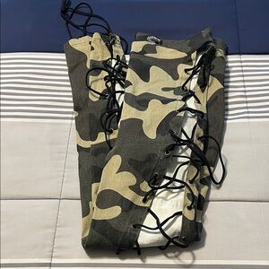 Fashion Nova Curvy Women’s Lace Up Camouflage Pants | Size: 1X